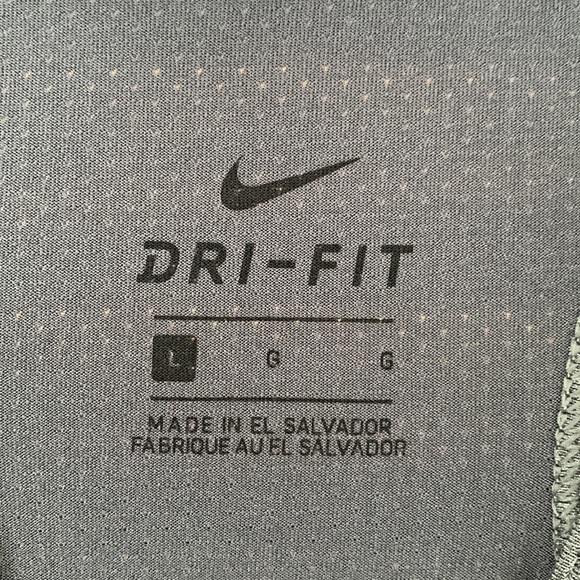 Nike dri-fit tank top - Picture 4 of 4